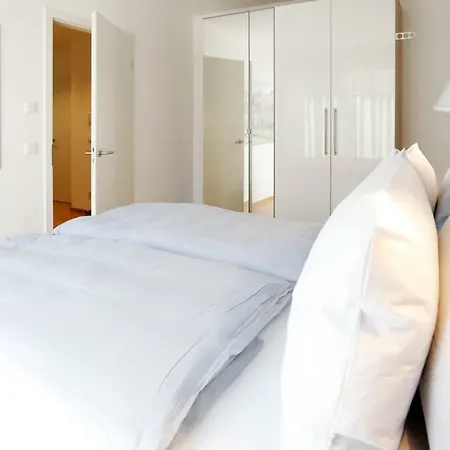 Maximilians Domizil * 에덴코벤